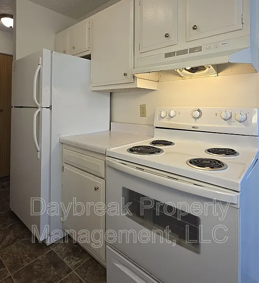 2414 3rd Ave N #11 — Photo 5