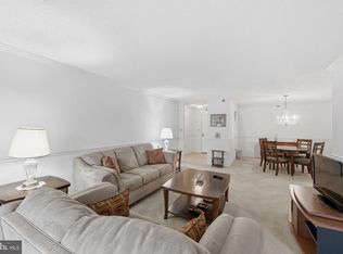 15100 Interlachen Dr UNIT 4-201, Silver Spring, MD 20906