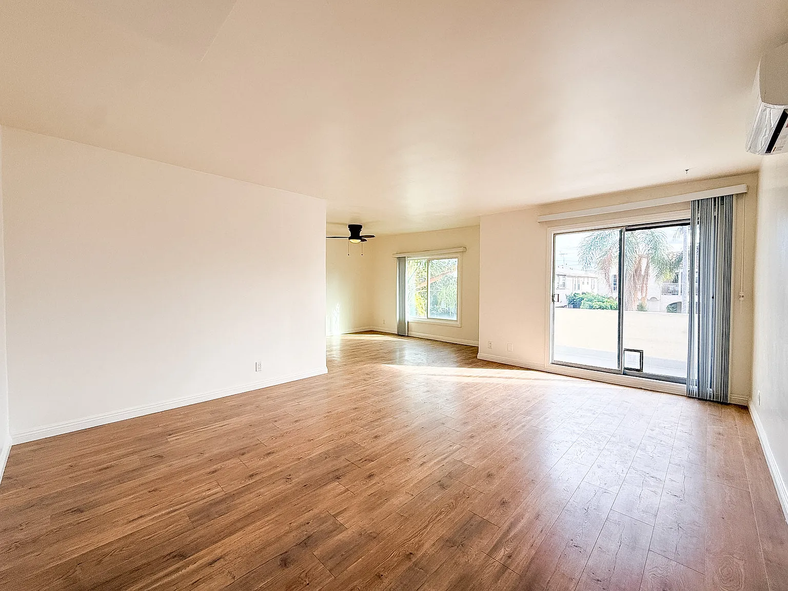 2 bed, 1080 sqft, $2,895 — Photo 1