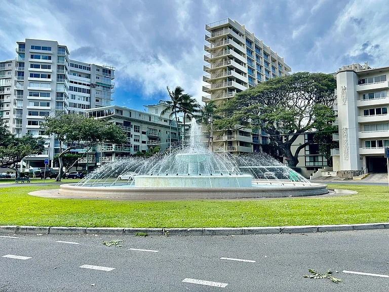 2943 Kalakaua Ave #103 — Photo 17