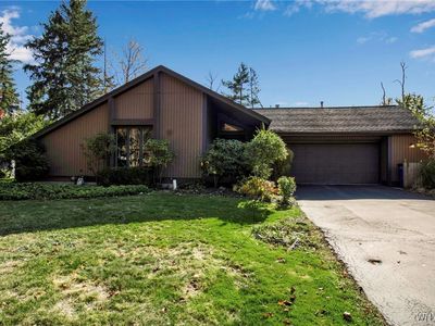 328 Bramblewood Ln, East Amherst, NY, 14051