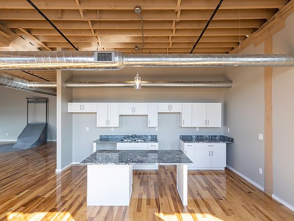 3rd image of 116 N 4th St #10912419