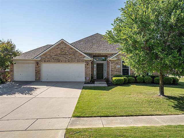 1st image of 2435 Pebblebrook Dr