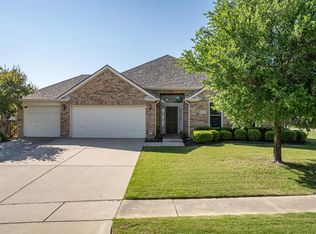 2435 Pebblebrook Dr, Grand Prairie, TX 75050