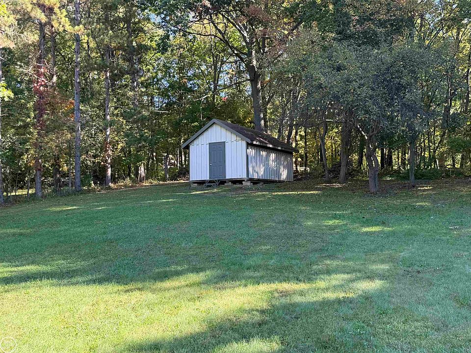 306 N Hurd Rd, photo 26