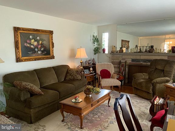 5th image of 706 Avondale Ave
