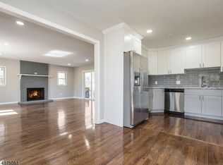 34 Condit St, Newton, NJ 07860