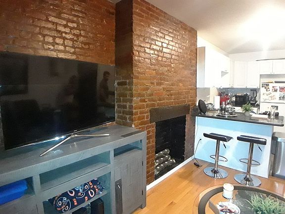 2nd image of 41 E 1st St APT 6W