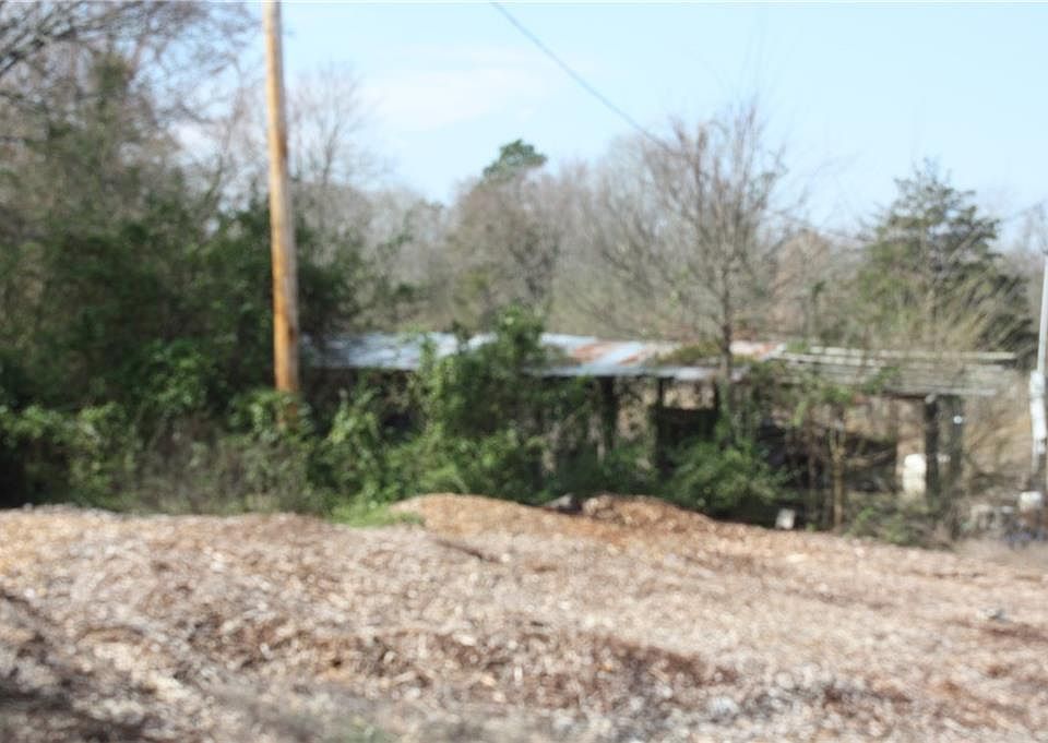 2nd image of 4535 Pond Creek Rd