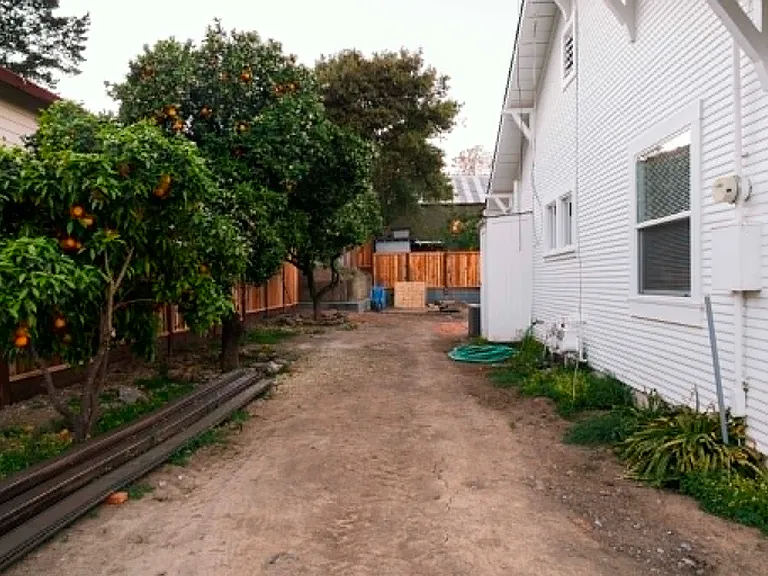 60 Bosch Ave — Photo 15