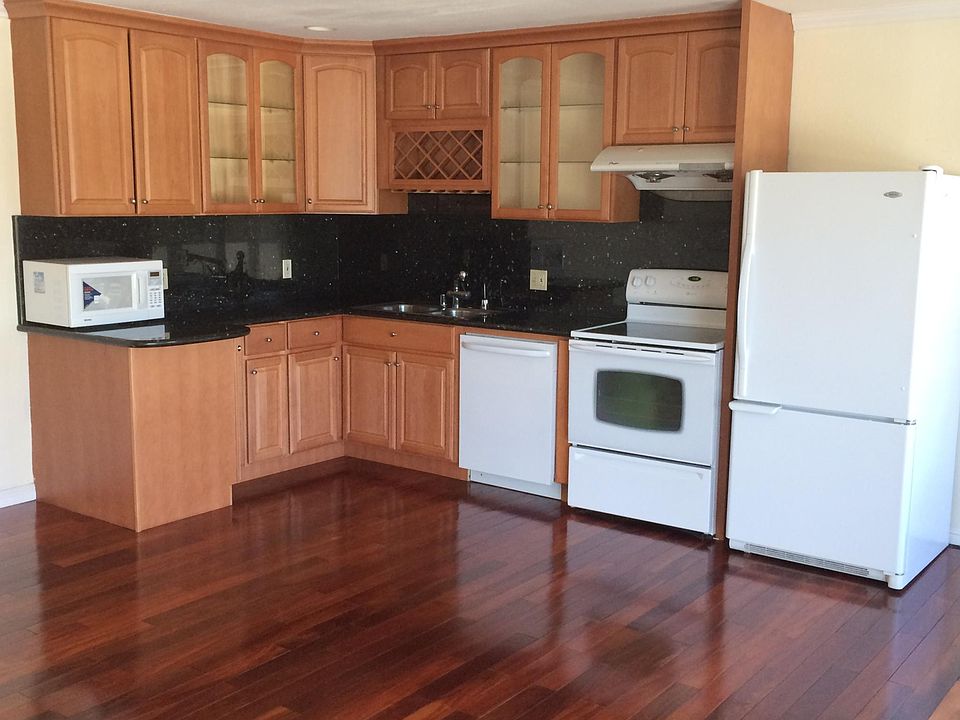 1st image of 3050 Los Prados St APT 22