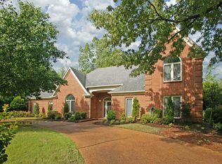 479 Riveredge Dr W, Cordova, TN 38018