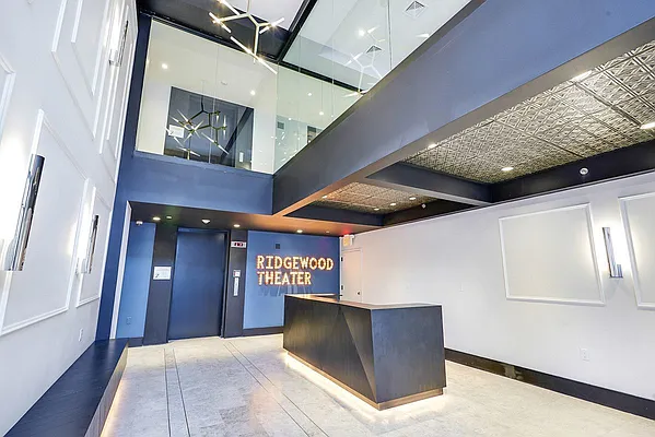 Rented by Tapiro Realty | media 33