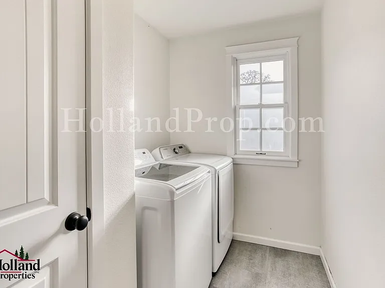 2327 Turnbull Ct — Photo 16