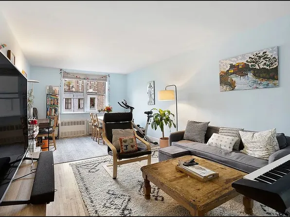 166 W 76th St APT 5A, Manhattan, NY 10023