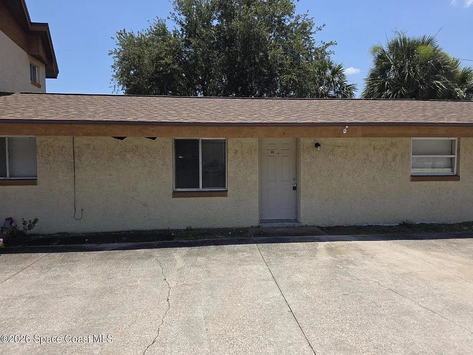 105 Palmetto Ave #11