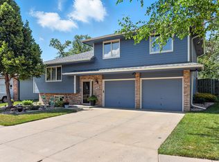 106 E View Dr, Council Bluffs, IA 51503