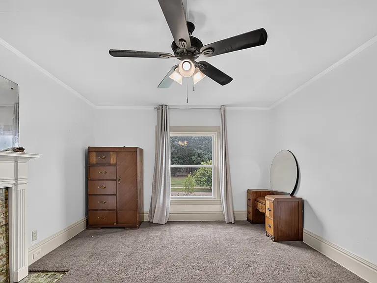 219 Park Ave #4 — Photo 8