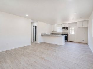 216 E Belle Ave #A, Bakersfield, CA 93308