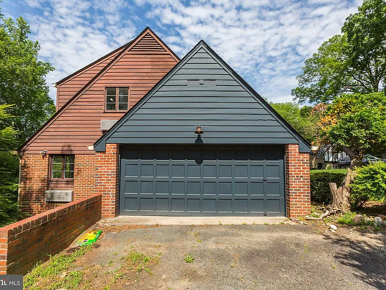 5204 Westwood Dr — Photo 45