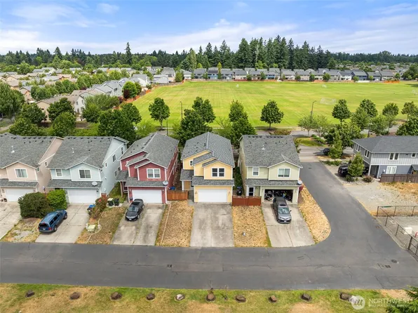 5611 Balustrade Boulevard SE, Lacey, WA 98513