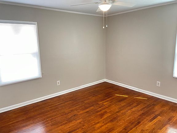 4th image of 755 Tampa Ave