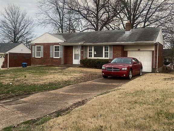 3rd image of 9456 Bagley Dr