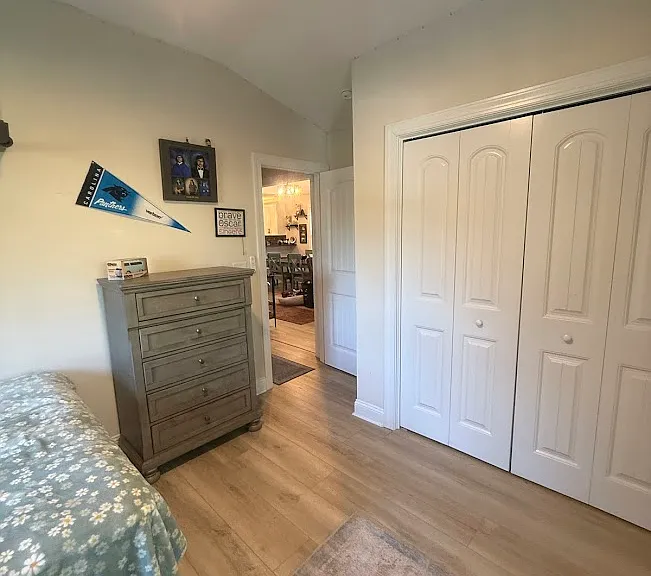 406 Caverly Ln — Photo 31