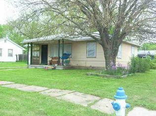 806 Reveille Ln, El Dorado, KS 67042