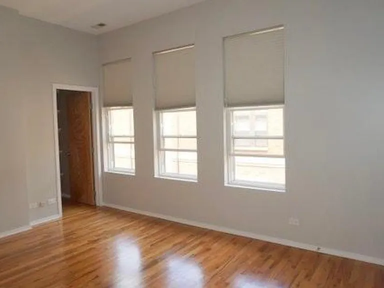 2310 W Bloomingdale Ave — Photo 10