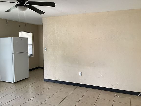 2nd image of 510 Silver St APT 3