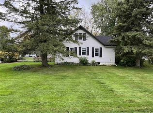 310 E Davlin St, Gilman, WI 54433