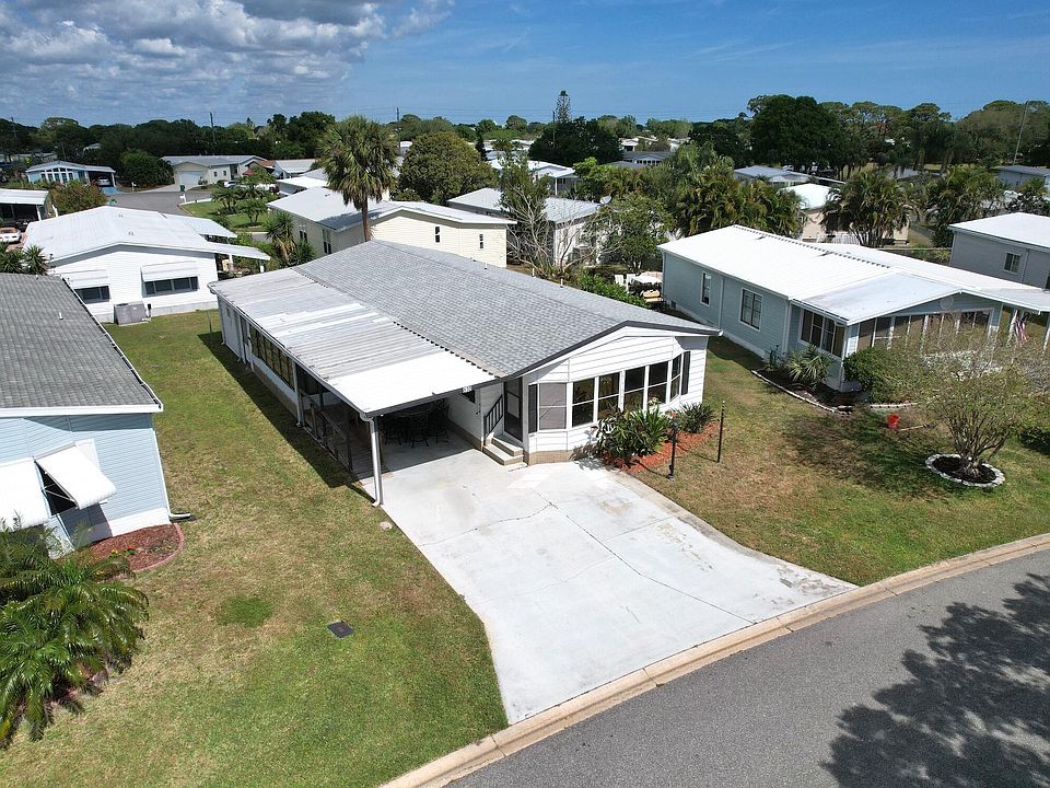 1st image of 610 Dolphin Cir