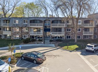 4397 Wilshire Blvd #103, Mound, MN 55364
