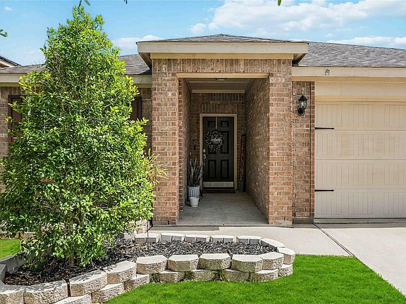 3rd image of 9903 Garnet Springs Dr