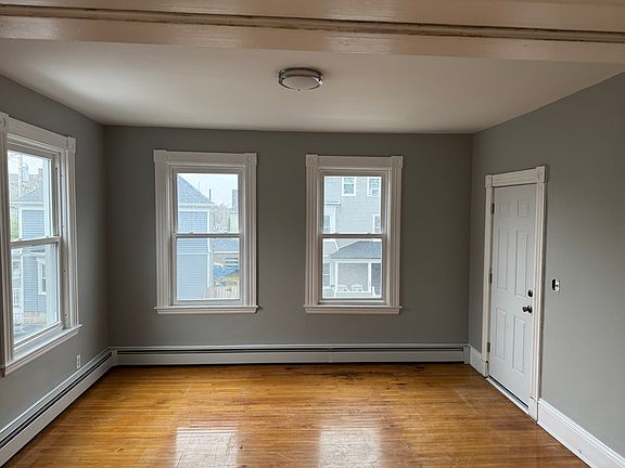 3rd image of 167 Merrimac St #2