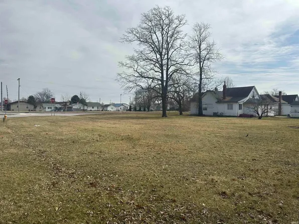 N Market St, Monon, IN 47959