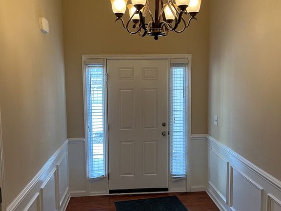 4th image of 136 Stone Cottage Dr