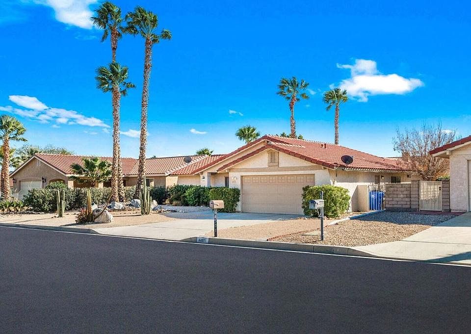 1st image of 64501 Spyglass Ave