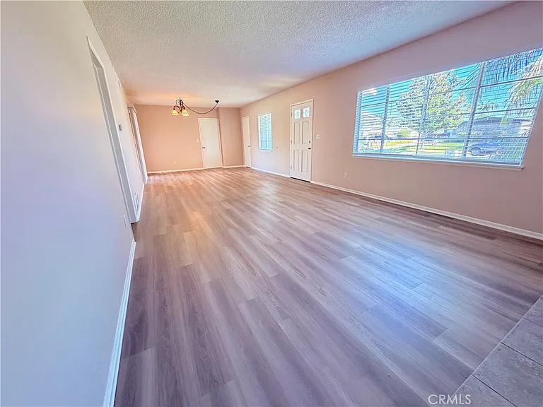 14820 Ragan Dr — Photo 5