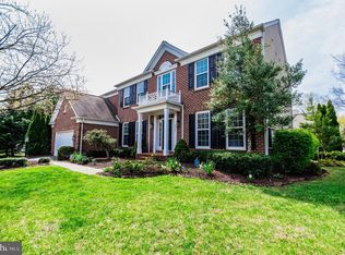 8263 Native Violet Dr, Lorton, VA 22079