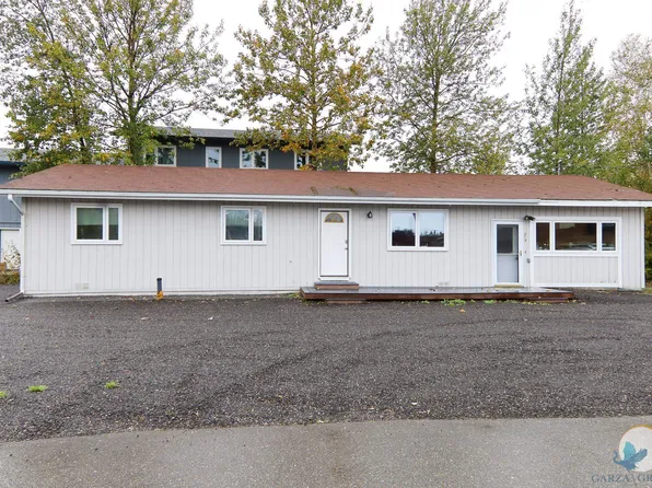 213 Yukon Dr, North Pole, AK 99705