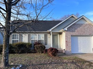 1530 Saint Andrews Dr, Murfreesboro, TN 37128