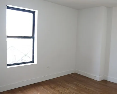 Rented by Bohemia Realty Group | media 13