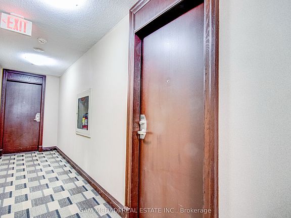2nd image of 208 Enfield Pl #2205