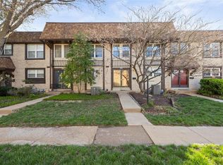 11725 Casa Grande Dr, Saint Louis, MO 63146