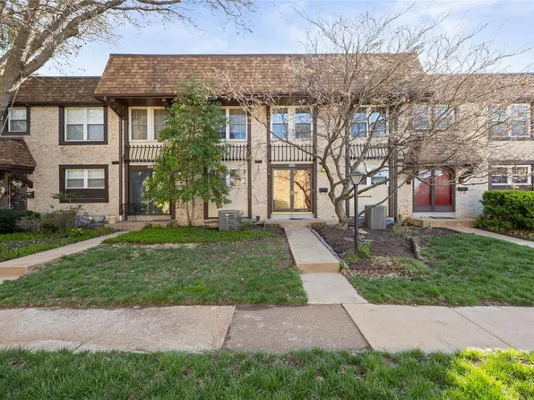 11725 Casa Grande Dr, Saint Louis, MO 63146