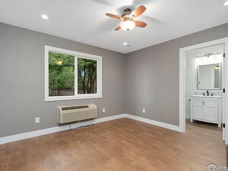 500 Mail Creek Ct — Photo 9
