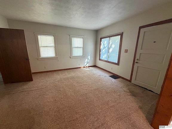 3rd image of 3254 C St