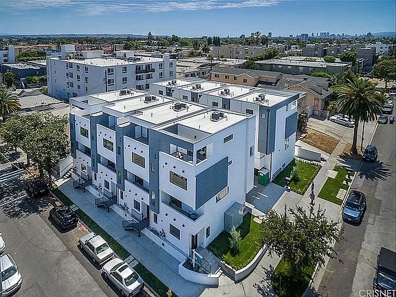 3rd image of 5006 Maplewood Ave